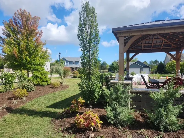 Plants, trees and landscape design in Pleasant Prairie - Pleasant Prairie, WI