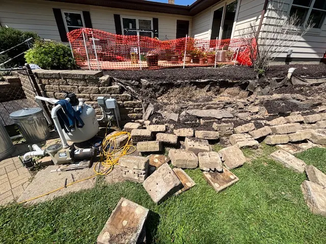 Fallen Wall Waterford - Waterford, WI